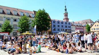 Das Public Viewing auf dem Offenburger Marktplatz beim letzten Deutschland-Spiel der diesjährigen WM gegen Südkorea.